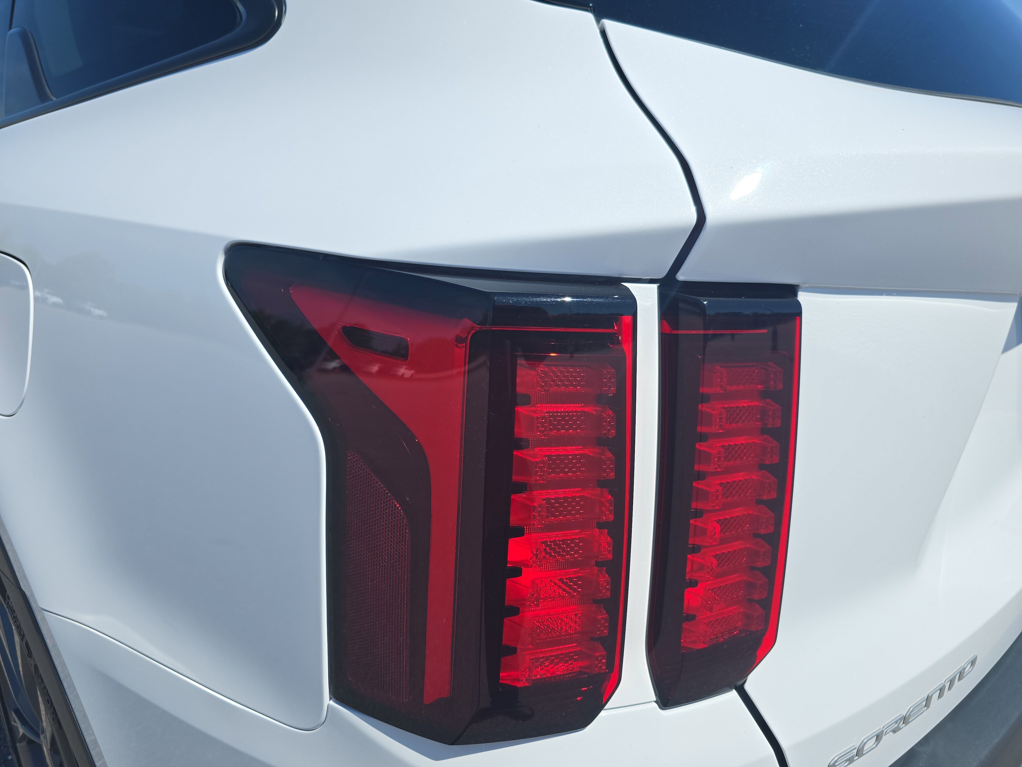 Used 2023 Kia Sorento X-Line EX image 33