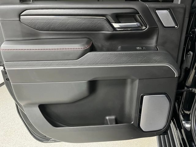 Used 2024 GMC Sierra 2500 AT4X AWD/4WD image 75