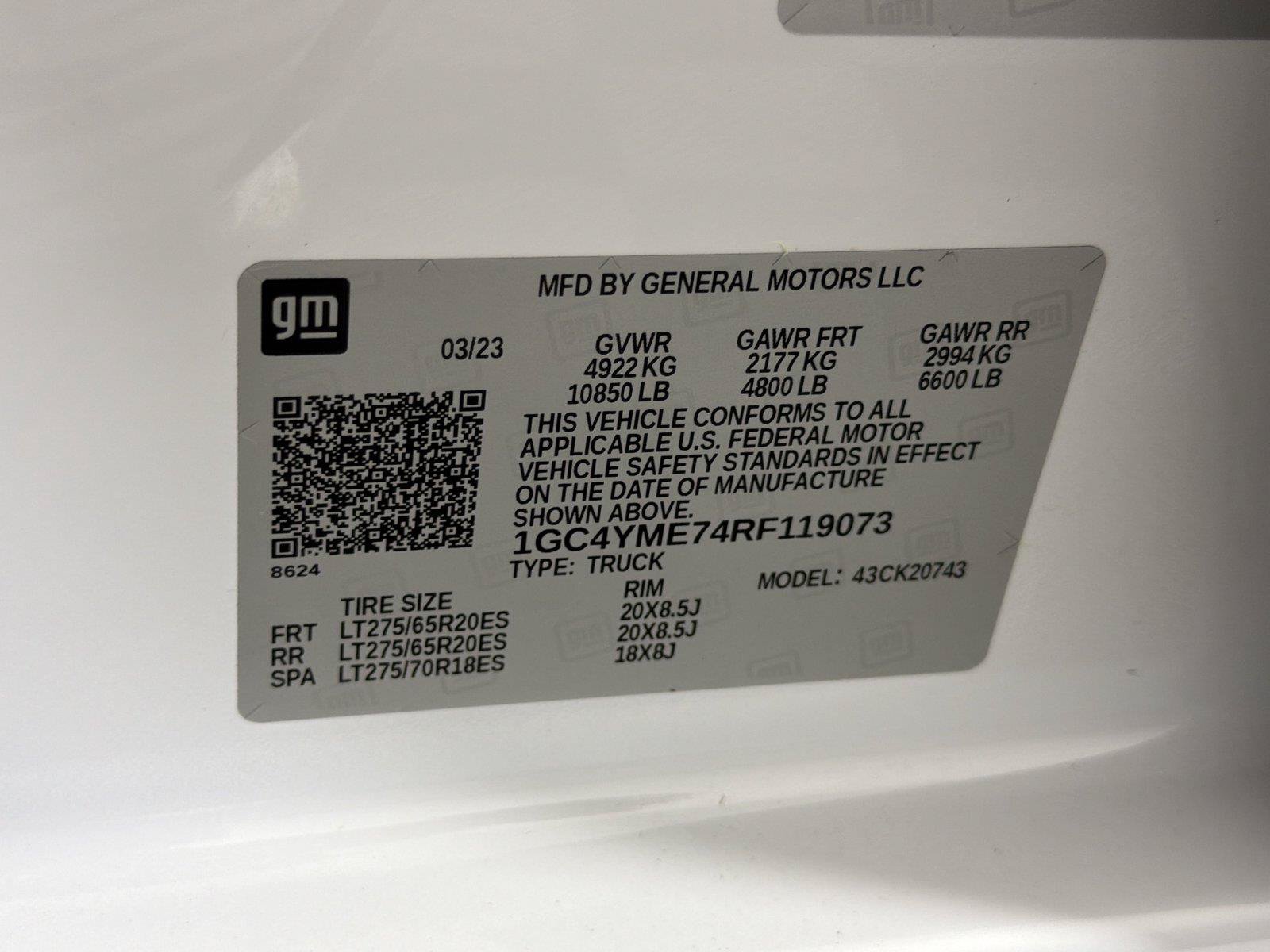 Certified 2024 Chevrolet Silverado 2500 Custom w/ Custom Value Package AWD/4WD image 30
