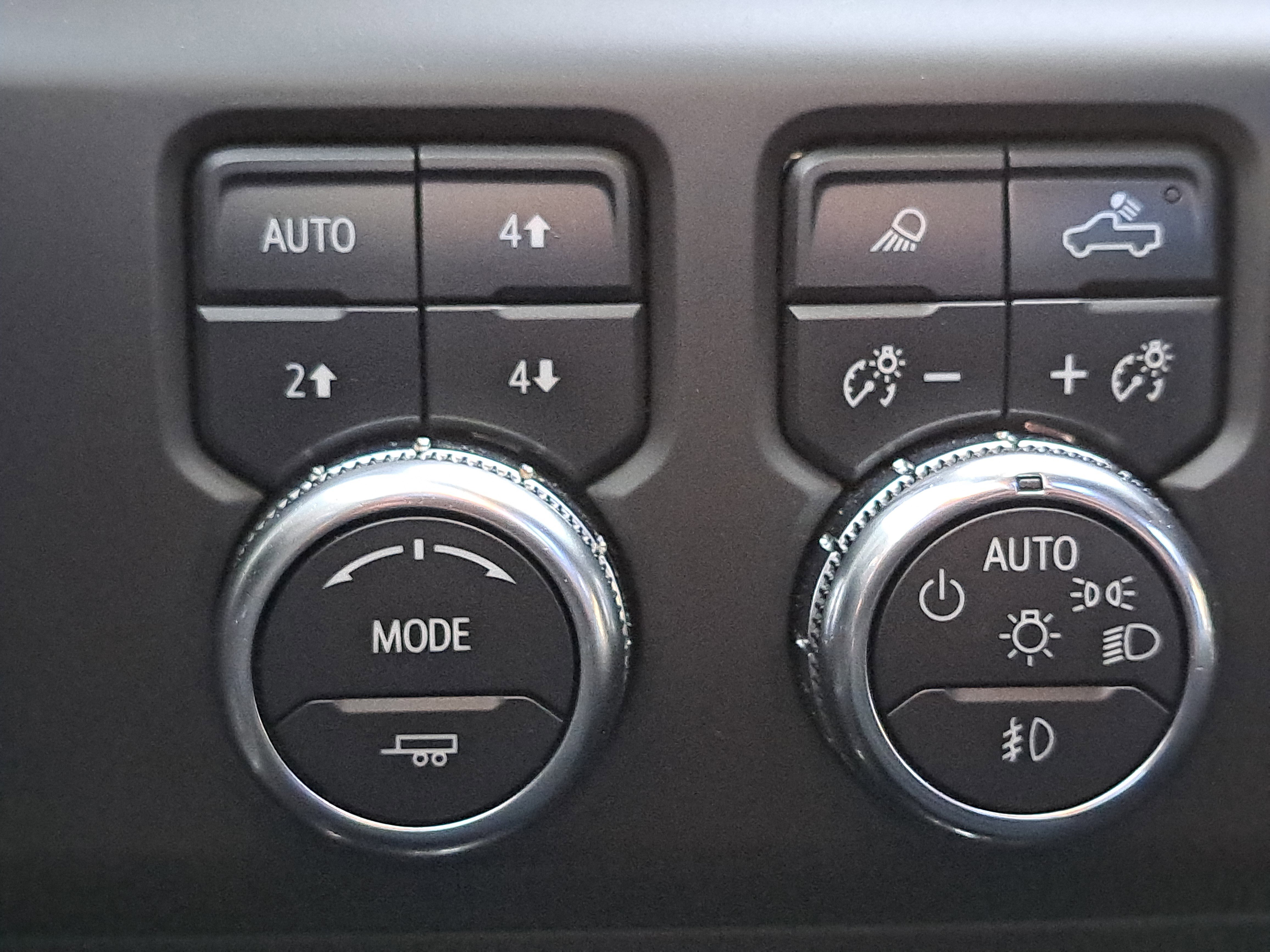 Used 2023 GMC Sierra 1500 AT4 w/ Technology Package image 26