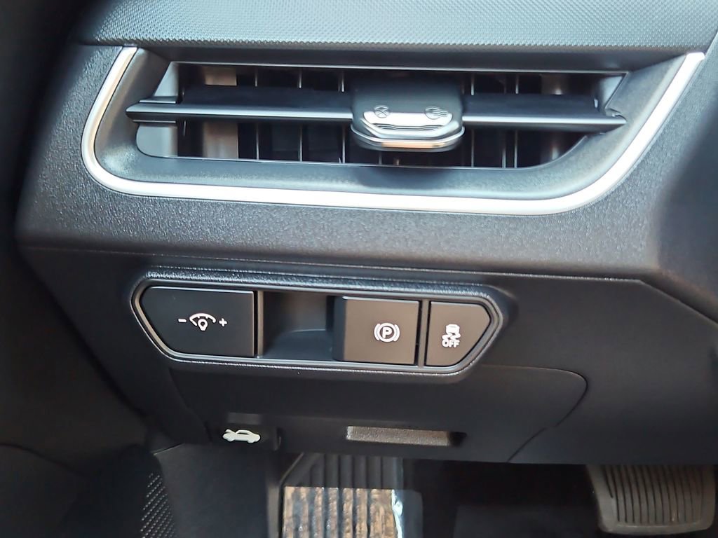 Used 2026 Kia K4 LXS image 15