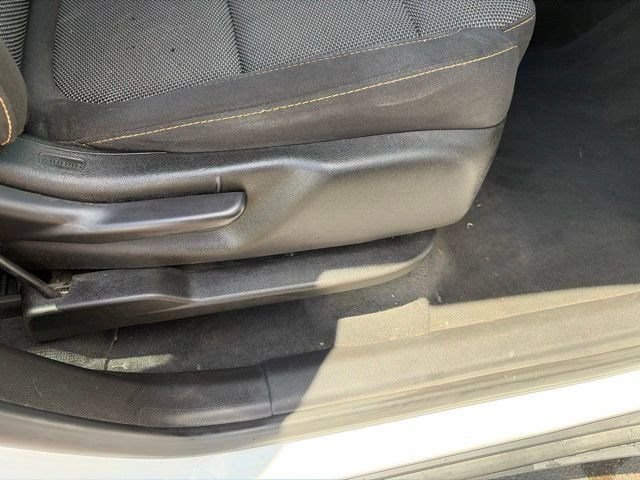 Used 2021 Chevrolet Traverse LS AWD/4WD image 40