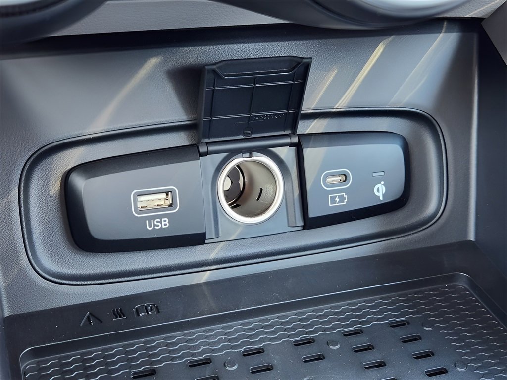 New 2026 Hyundai Venue SEL image 21