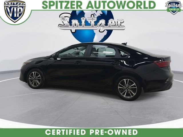 Certified 2023 Kia Forte LXS w/ LXS Technology Package FWD image 7