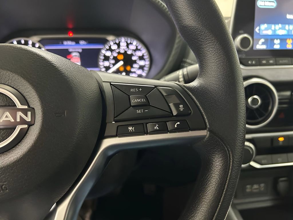 Used 2025 Nissan Sentra SV image 23