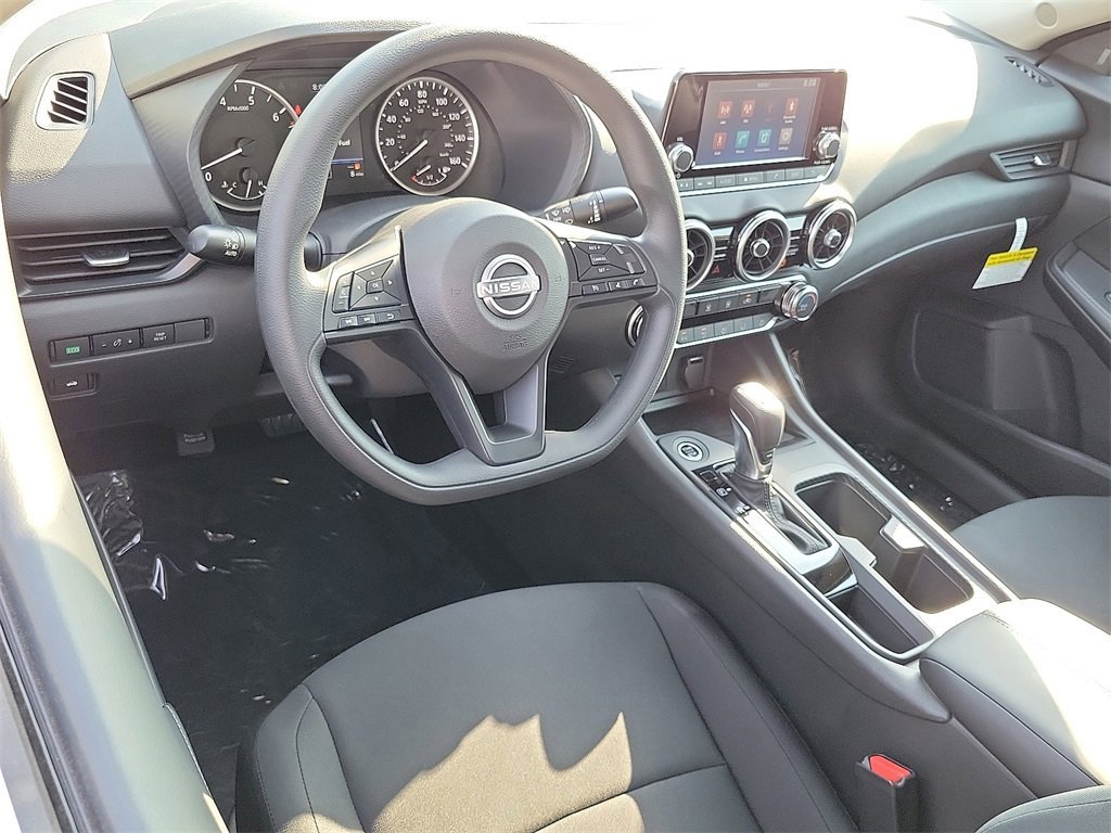 New 2025 Nissan Sentra S image 4