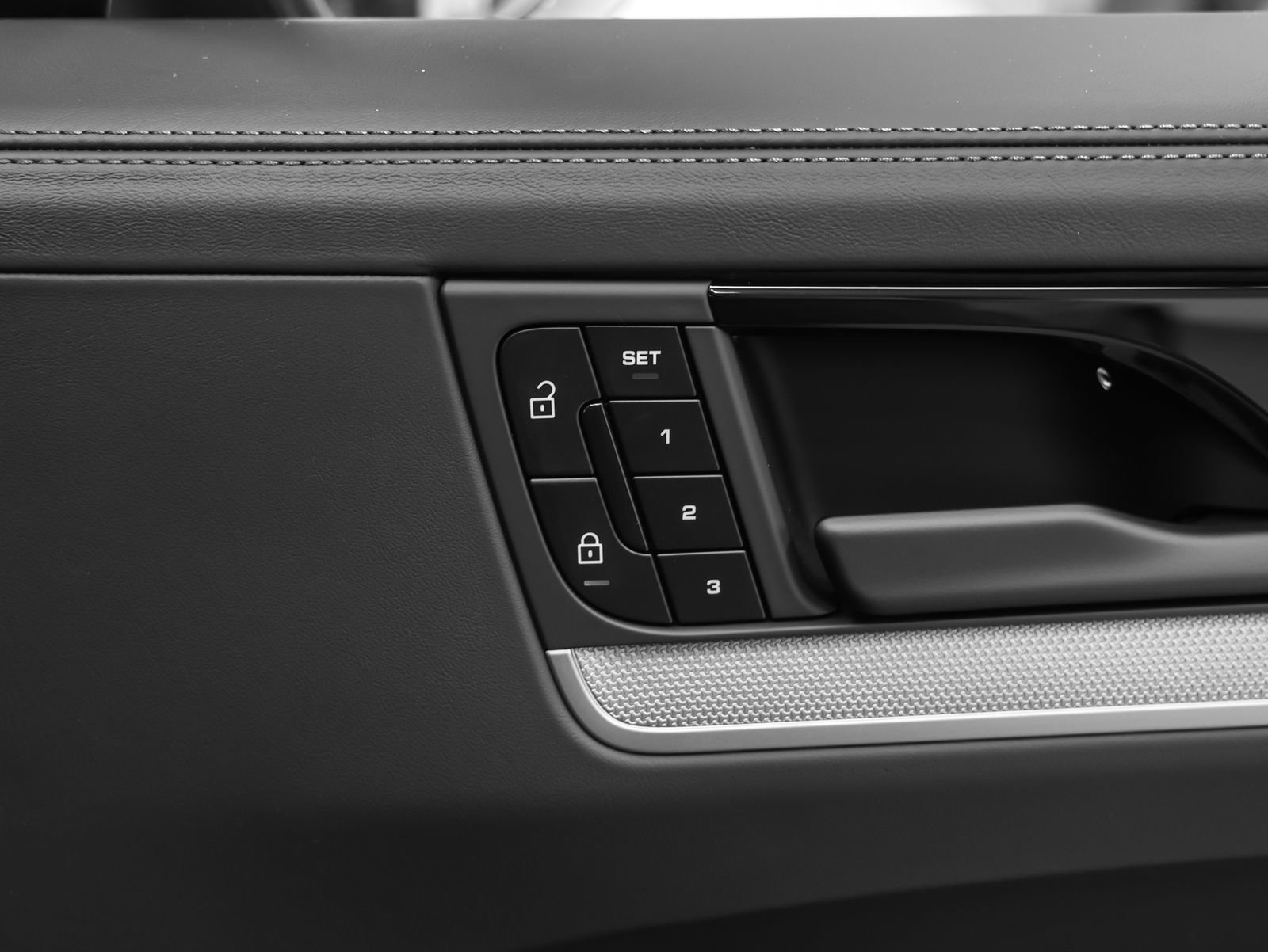 New 2026 Porsche Cayenne S AWD/4WD image 22
