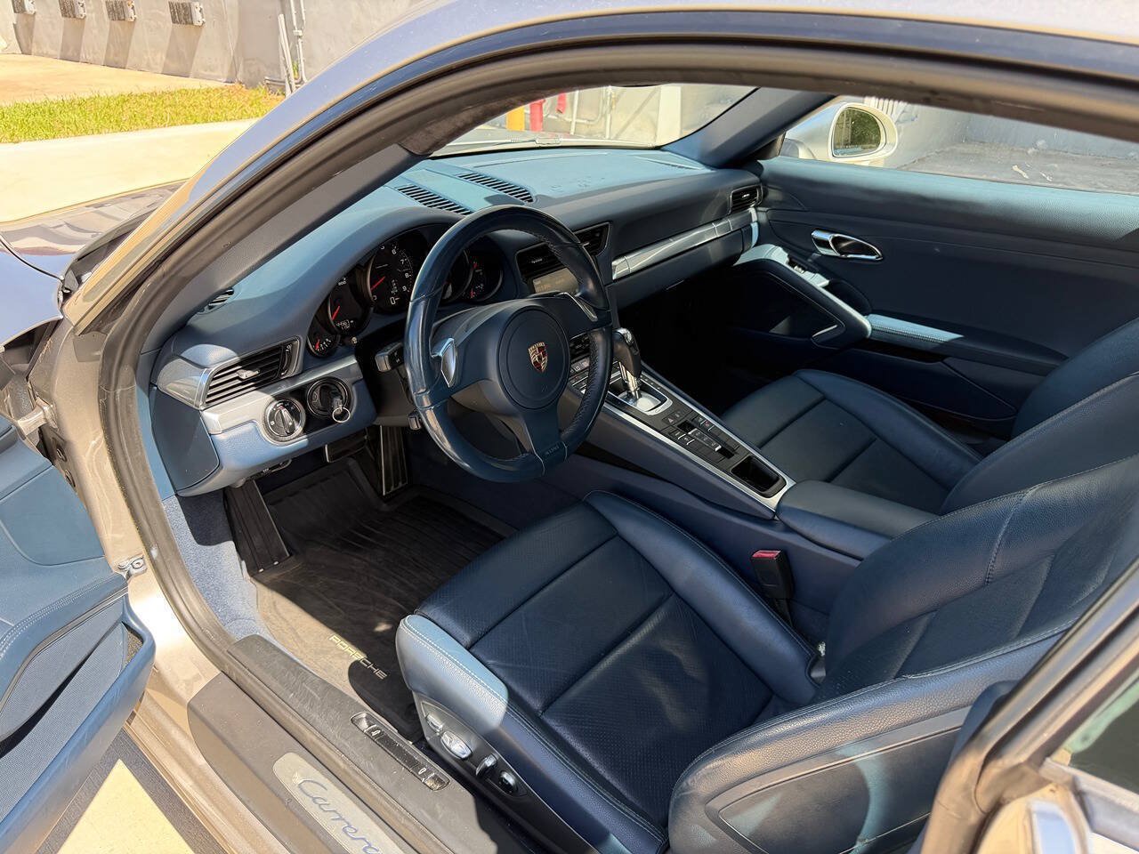 Used 2012 Porsche 911 Carrera RWD image 14