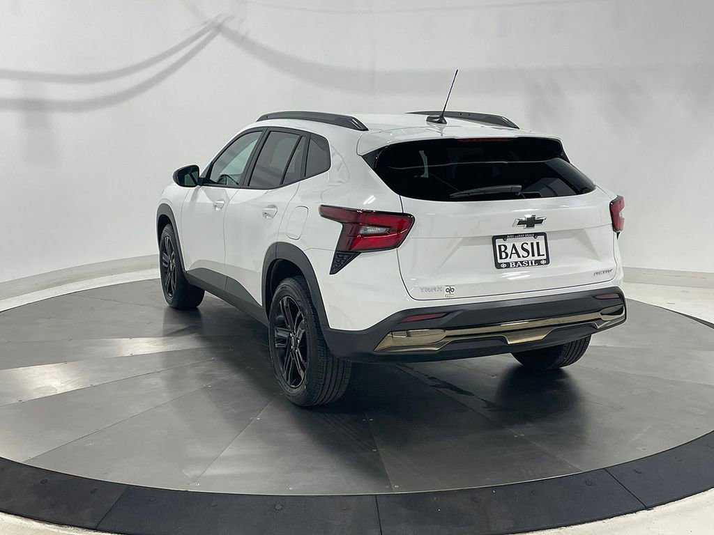 Used 2025 Chevrolet Trax ACTIV image 13