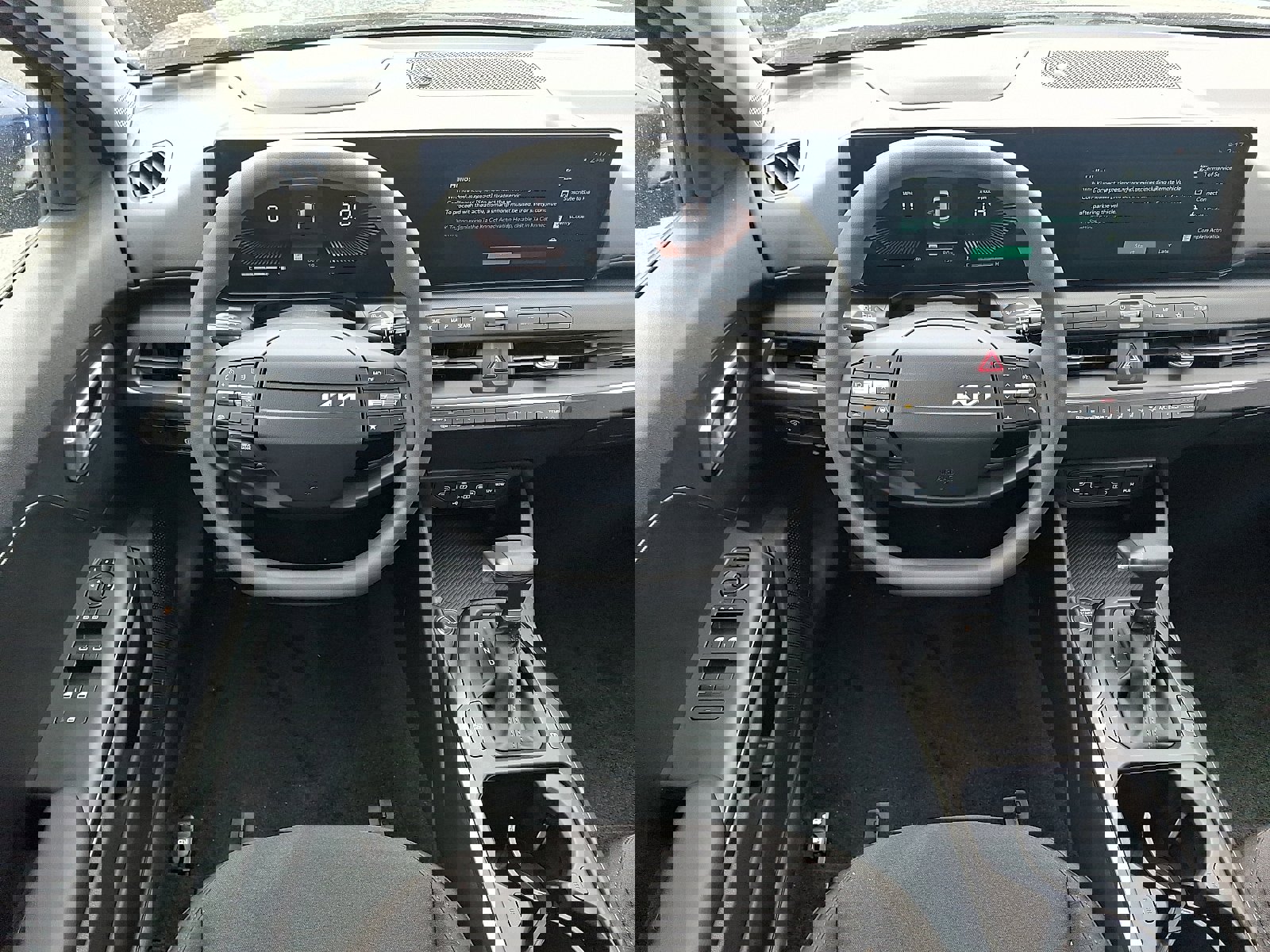 New 2026 Kia K4 LXS image 7