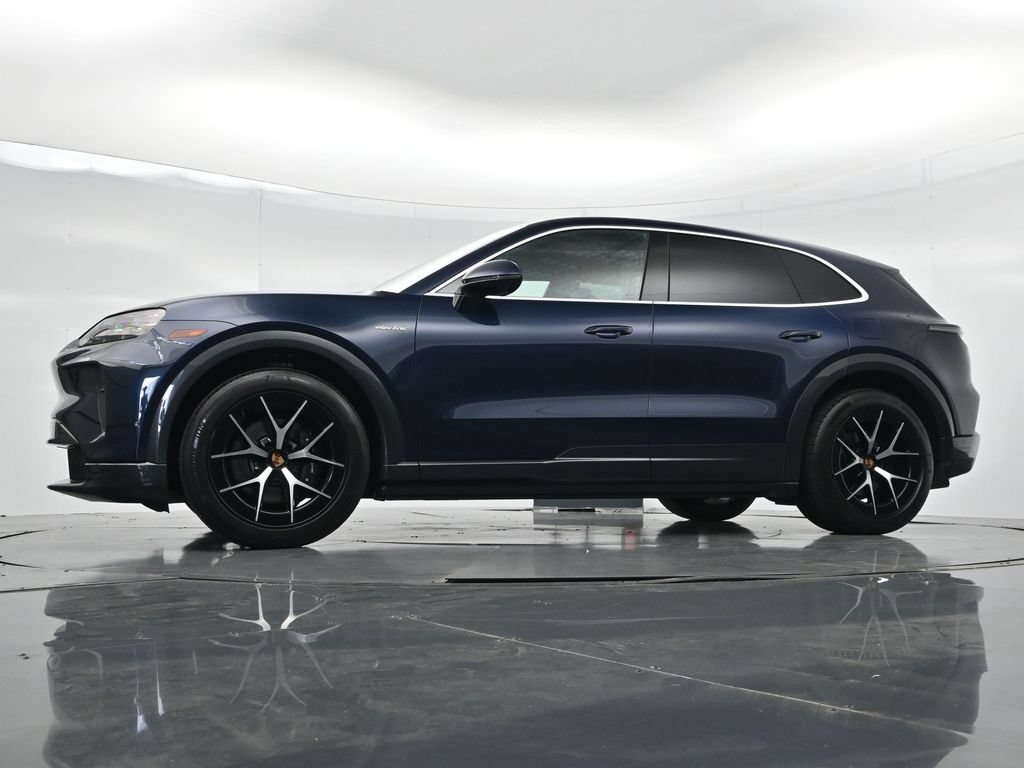 New 2026 Porsche Cayenne Electric AWD/4WD image 23