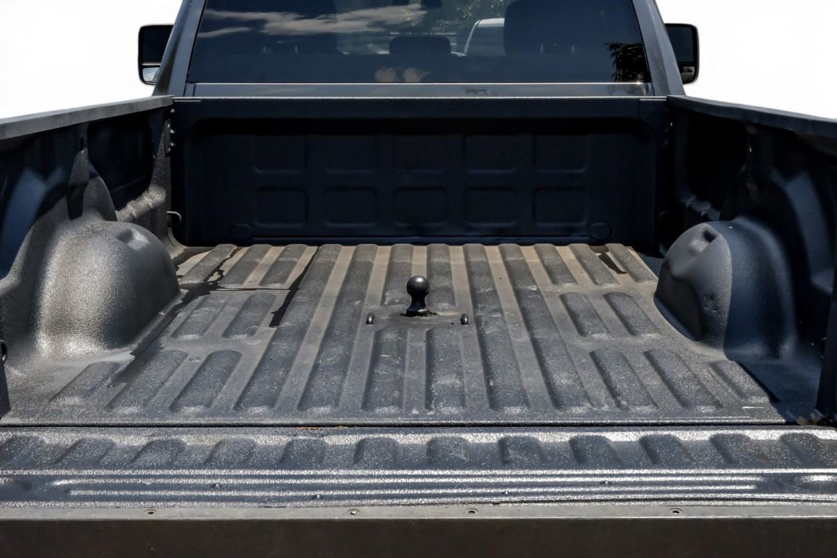 Used 2024 RAM 3500 Tradesman w/ Chrome Appearance Group AWD/4WD image 49