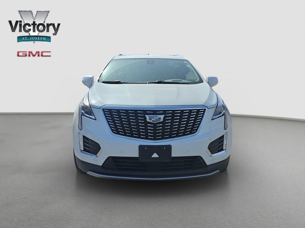 Used 2024 Cadillac XT5 Premium Luxury w/ Platinum Package AWD/4WD image 2