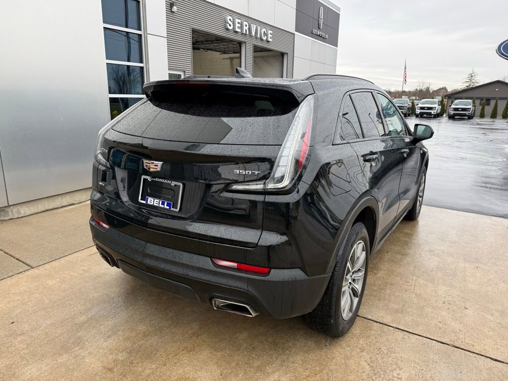 Used 2020 Cadillac XT4 Sport w/ Cold Weather Package image 7