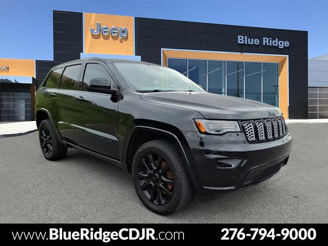 Used 2017 Jeep Grand Cherokee Limited AWD/4WD image 1