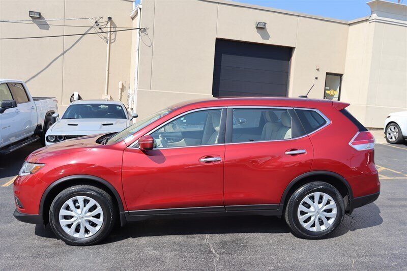 Used 2015 Nissan Rogue S AWD/4WD image 4