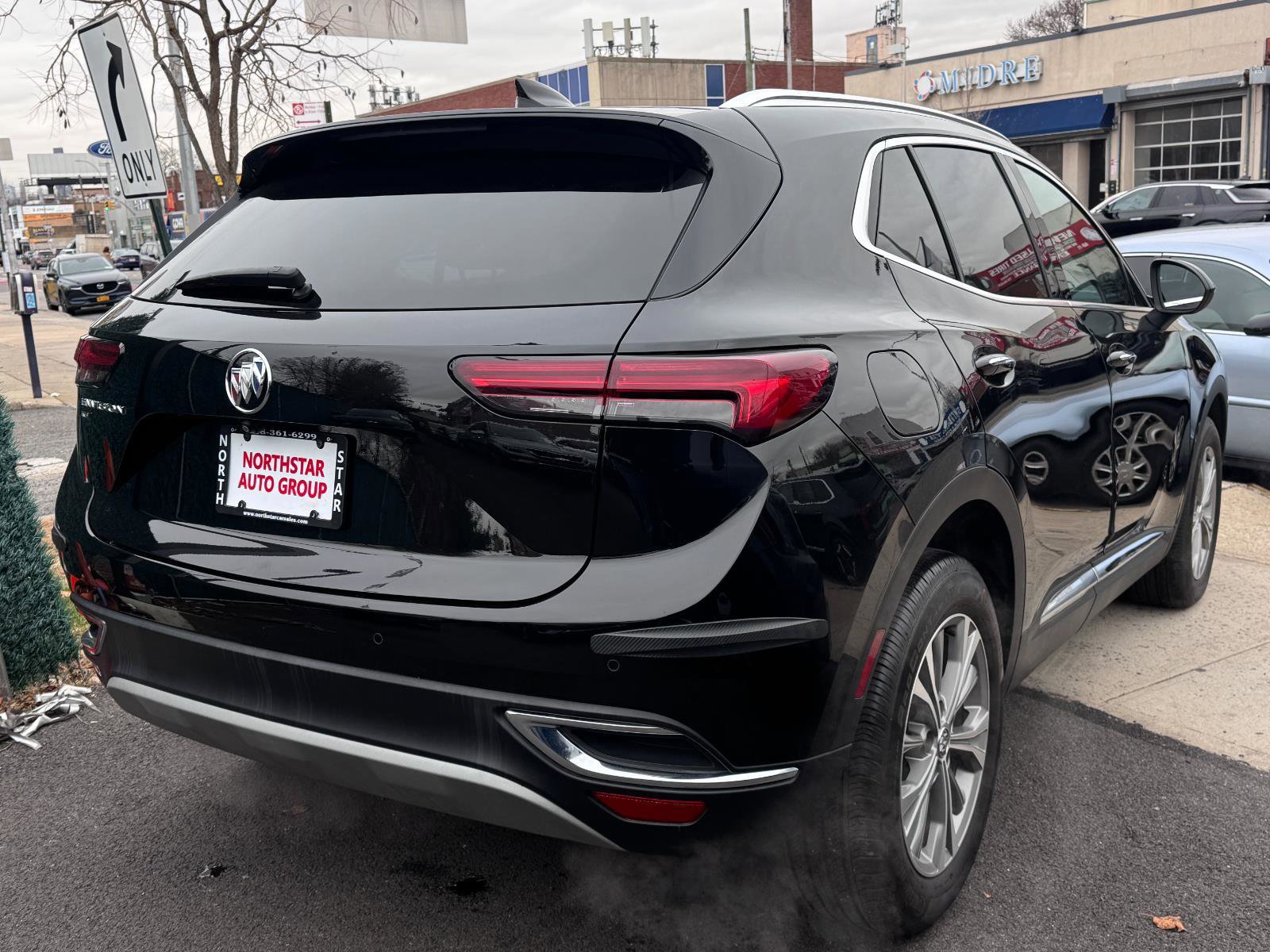 Used 2023 Buick Envision Preferred image 5