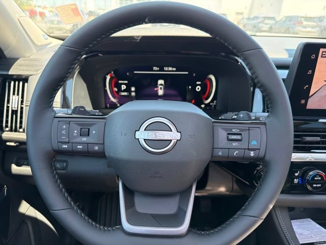 New 2026 Nissan Pathfinder Platinum w/ Cargo Package AWD/4WD image 17