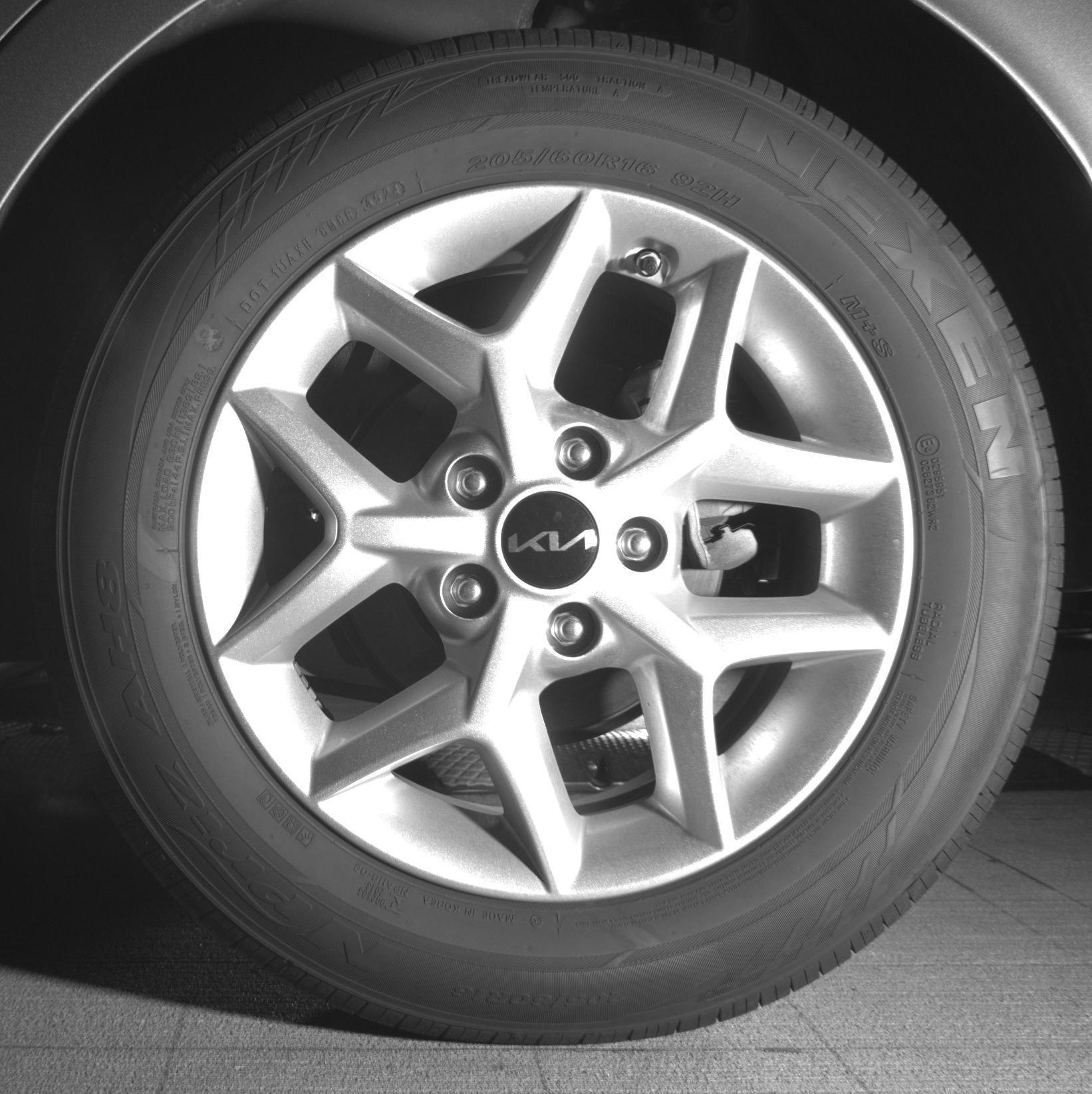 Used 2025 Kia Soul LX w/ LX Technology Package FWD image 14