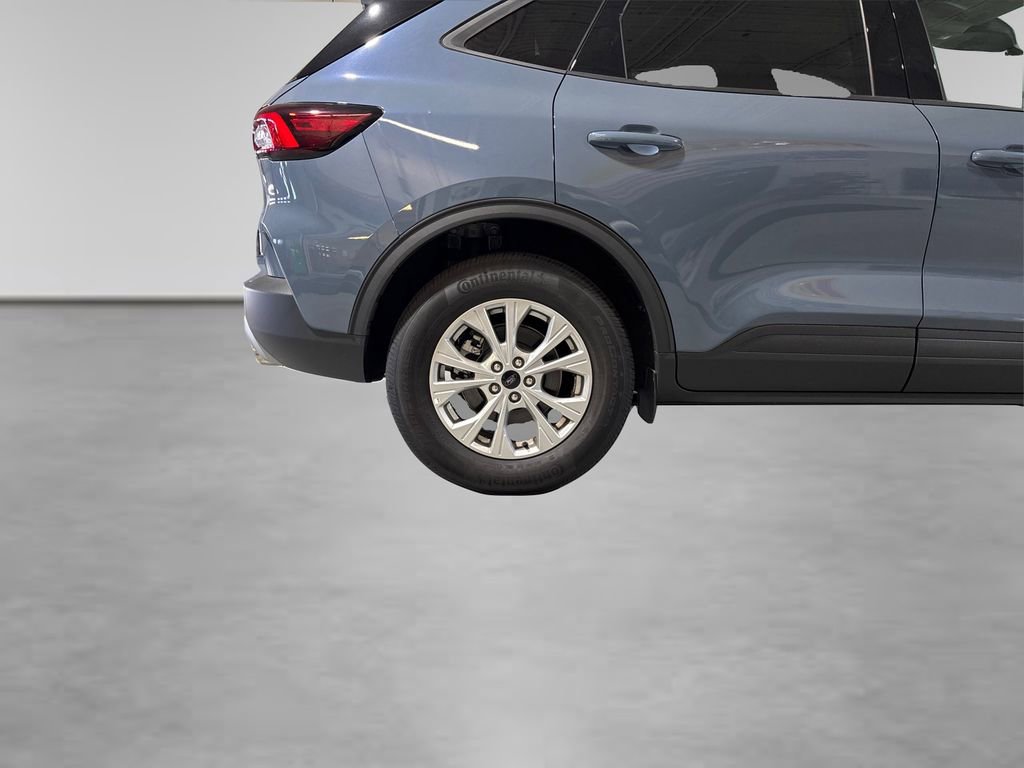 Used 2025 Ford Escape Active image 19