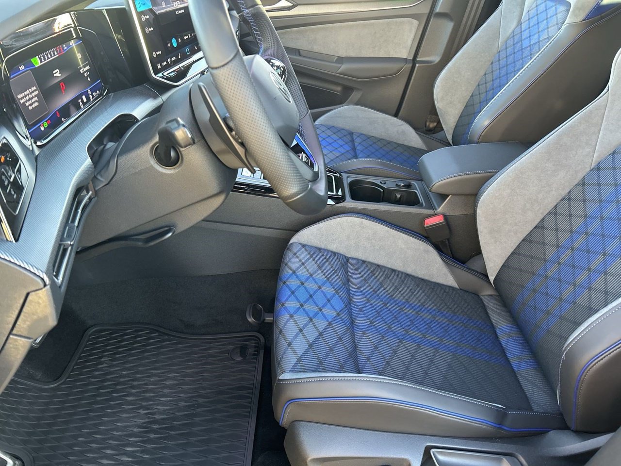 New 2026 Volkswagen Golf w/ Euro Style Package AWD/4WD image 15