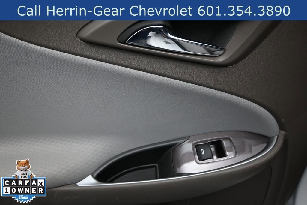 Used 2025 Chevrolet Malibu LT FWD image 14