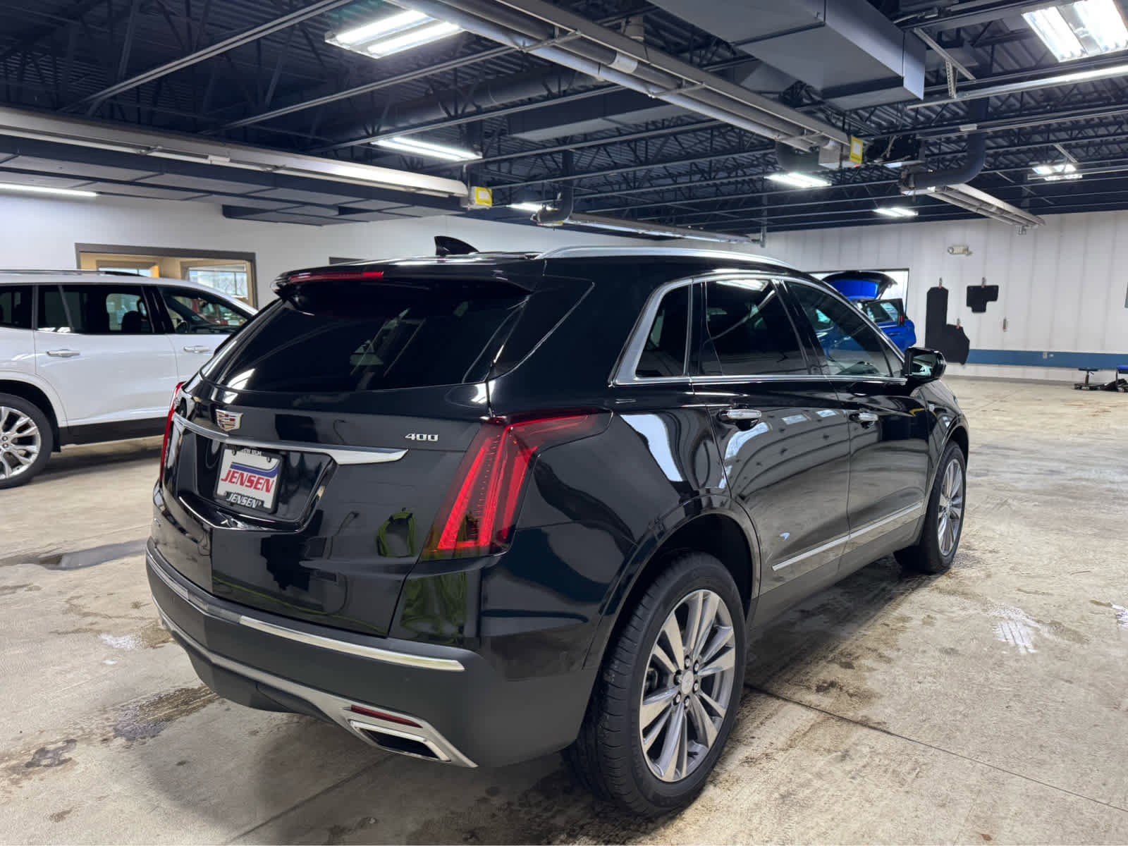 Used 2024 Cadillac XT5 Premium Luxury w/ Platinum Package image 4