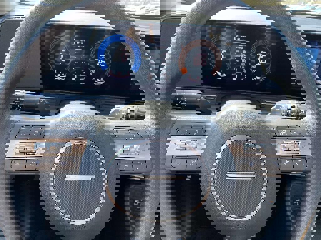 New 2026 Hyundai Kona SE image 16