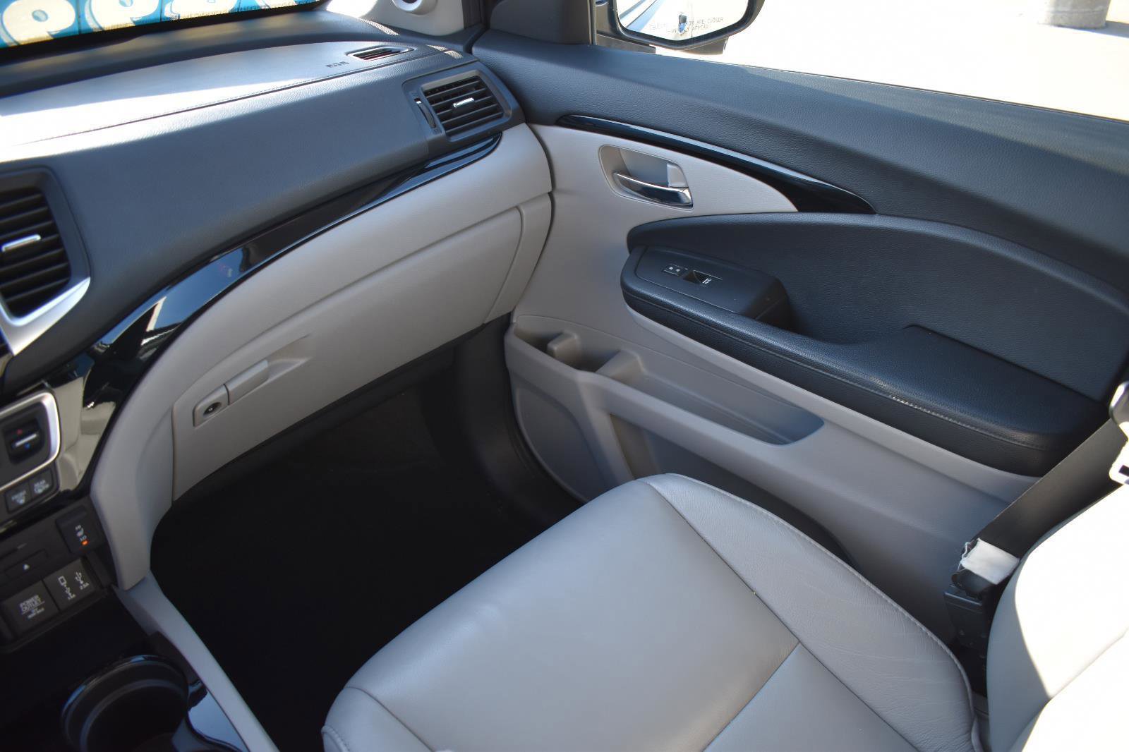 Used 2018 Honda Pilot Touring image 24