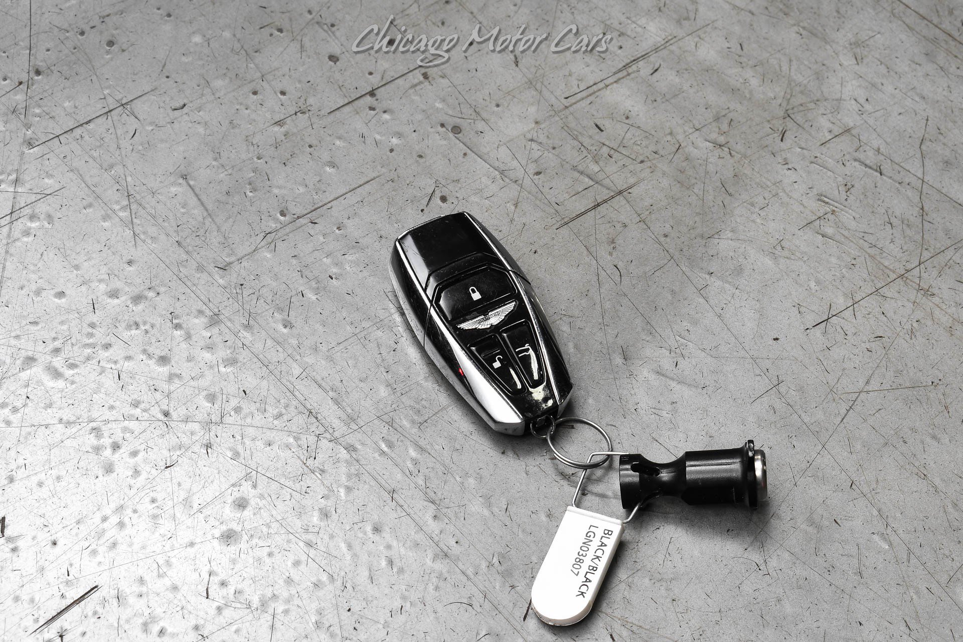 Used 2020 Aston Martin V8 Vantage Coupe RWD image 48