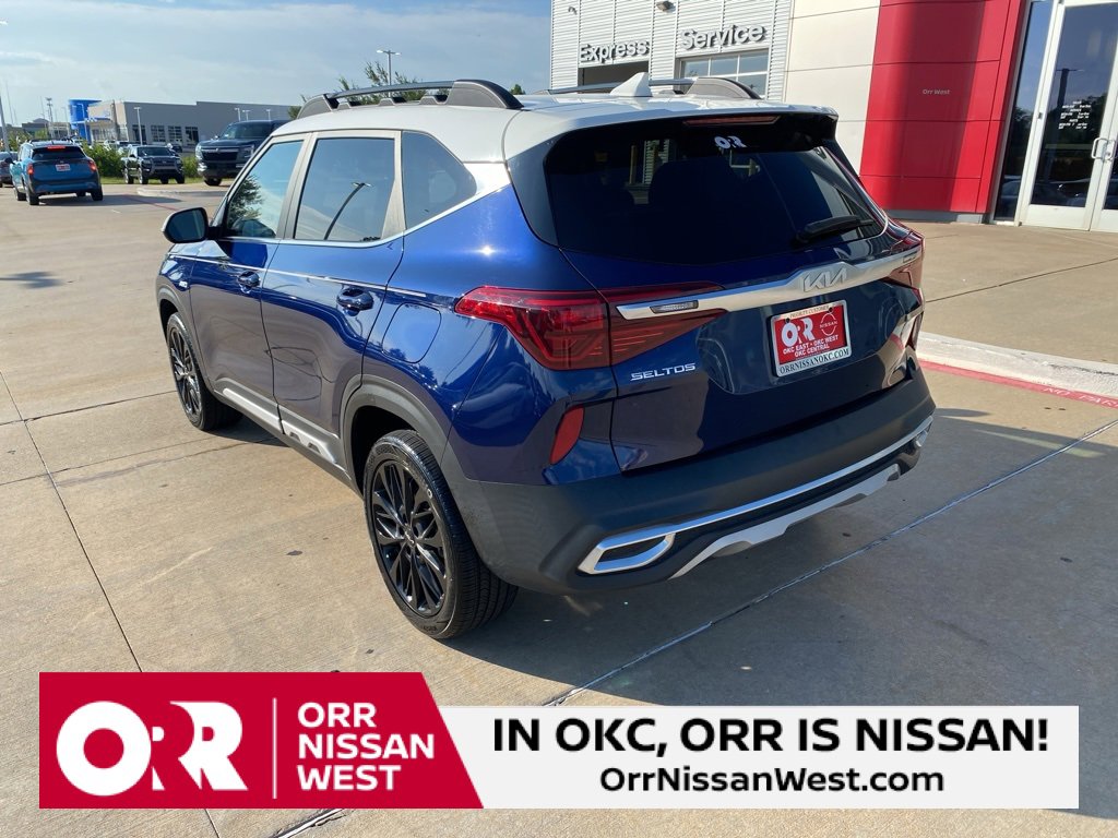 Used 2023 Kia Seltos Nightfall Edition image 3