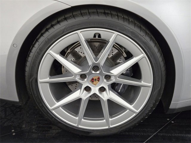 Used 2025 Porsche 911 Carrera image 10