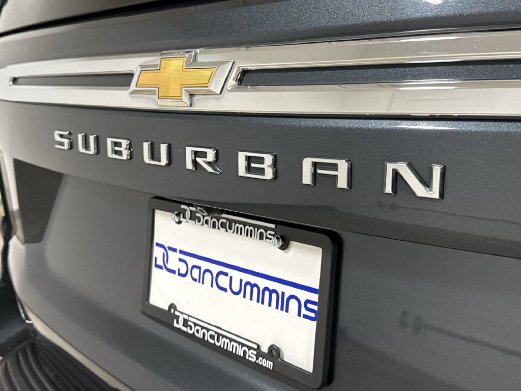 Used 2021 Chevrolet Suburban Premier AWD/4WD image 27
