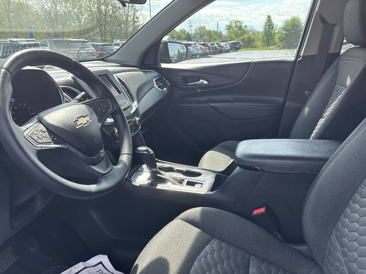 Used 2021 Chevrolet Equinox LT FWD image 11