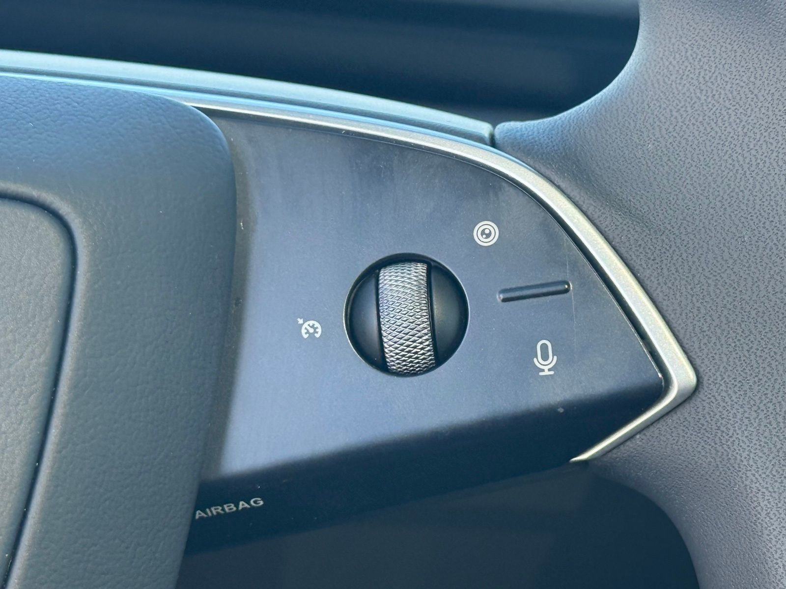 Used 2026 Tesla Model Y Long Range image 28