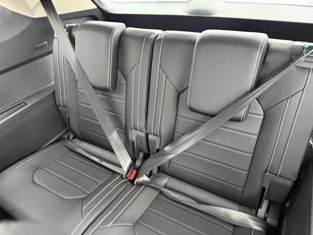 New 2025 Volkswagen Atlas SEL image 20