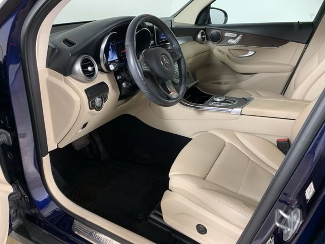 Used 2019 Mercedes-Benz GLC 300 4MATIC image 31