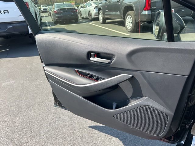 Used 2023 Toyota Corolla SE w/ SE Package image 26