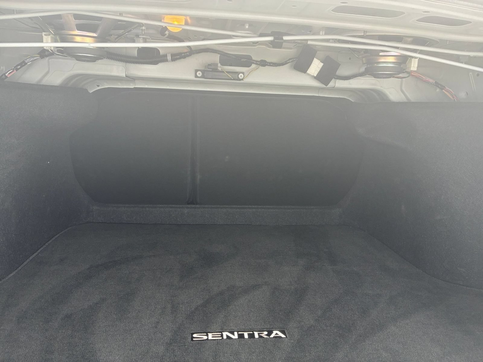 Used 2025 Nissan Sentra SV FWD image 25