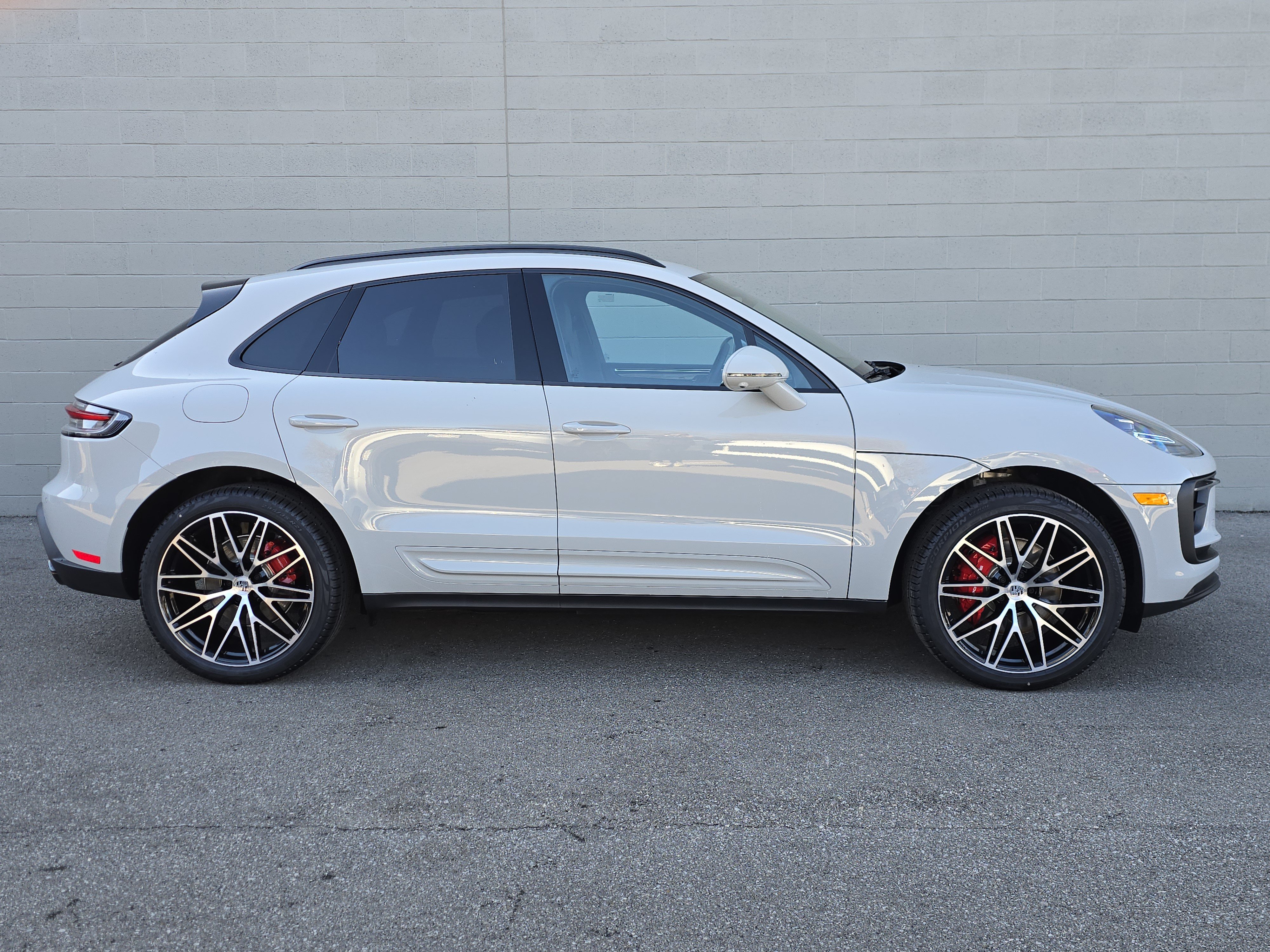 New 2026 Porsche Macan S AWD/4WD image 10