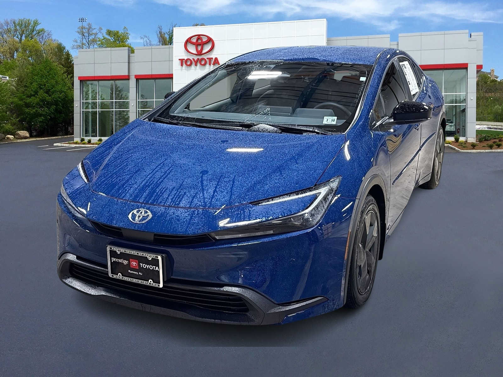 Certified 2024 Toyota Prius LE AWD/4WD image 1