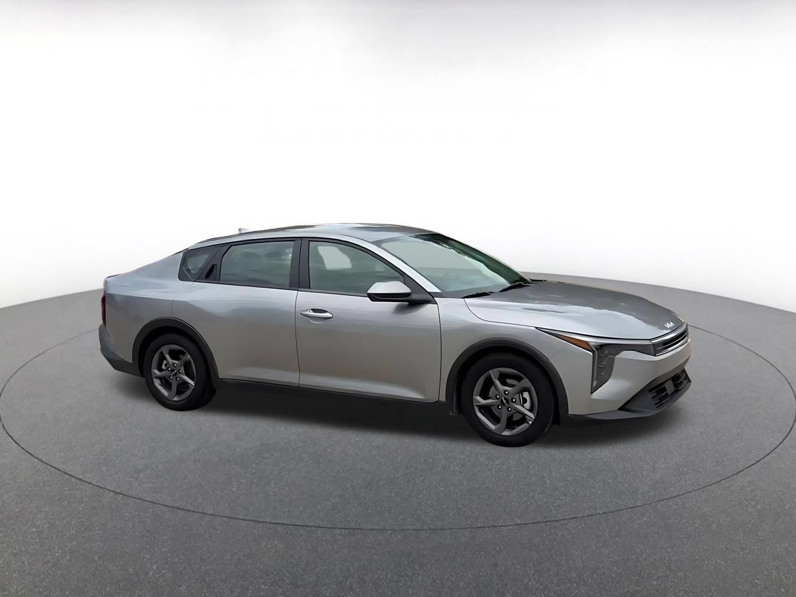 Used 2025 Kia K4 FWD video 2