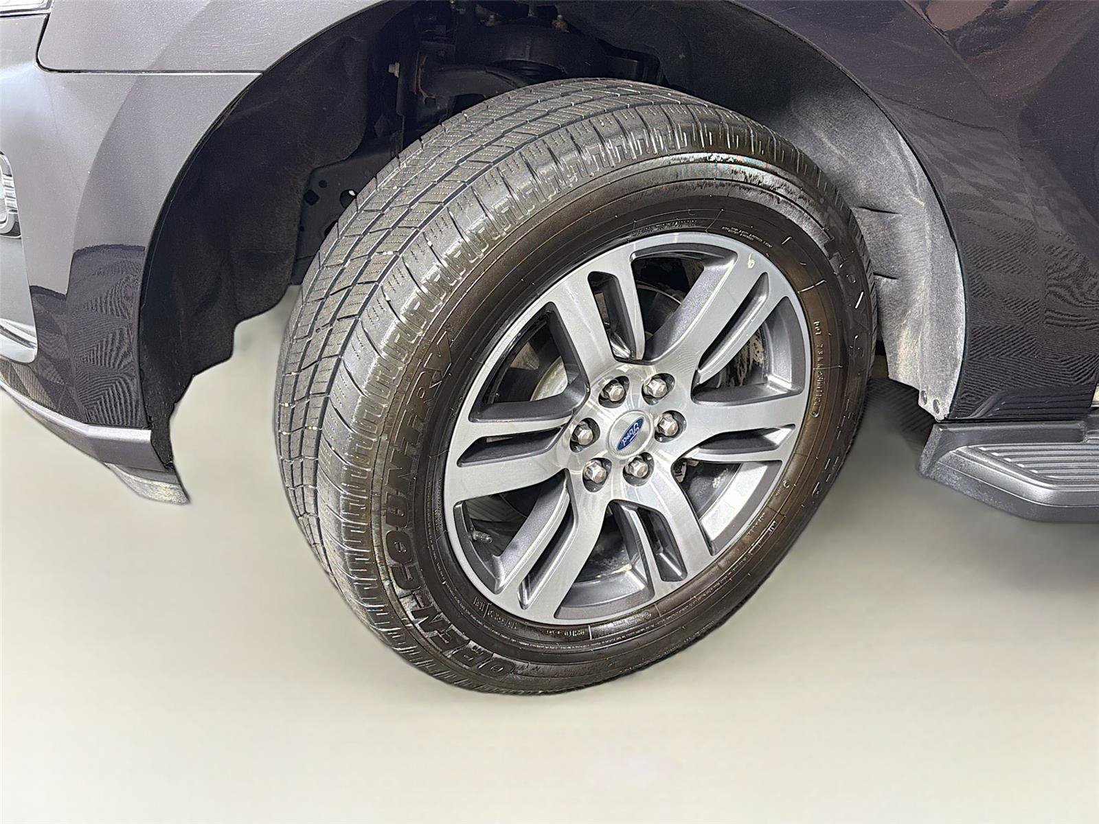 Used 2024 Ford Expedition Max XLT AWD/4WD image 38