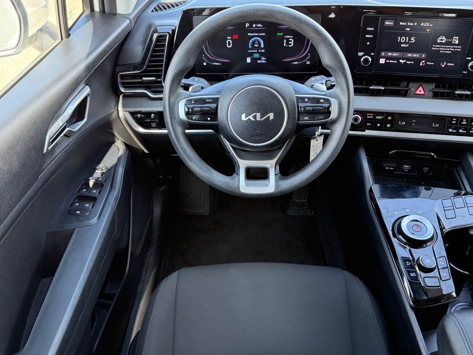 Used 2023 Kia Sportage LX FWD image 17