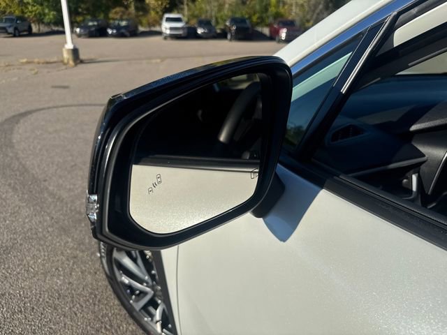 Certified 2025 Toyota Corolla Cross XLE image 21