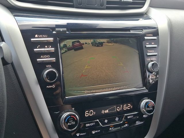 Used 2024 Nissan Murano SV AWD/4WD image 3