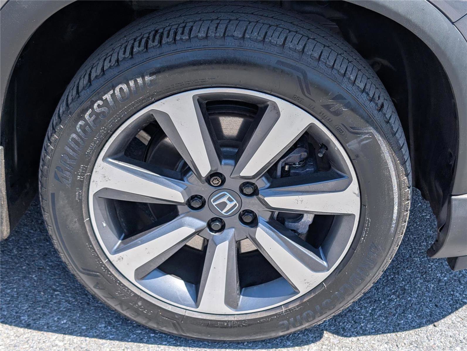 Used 2023 Honda Pilot Elite image 10