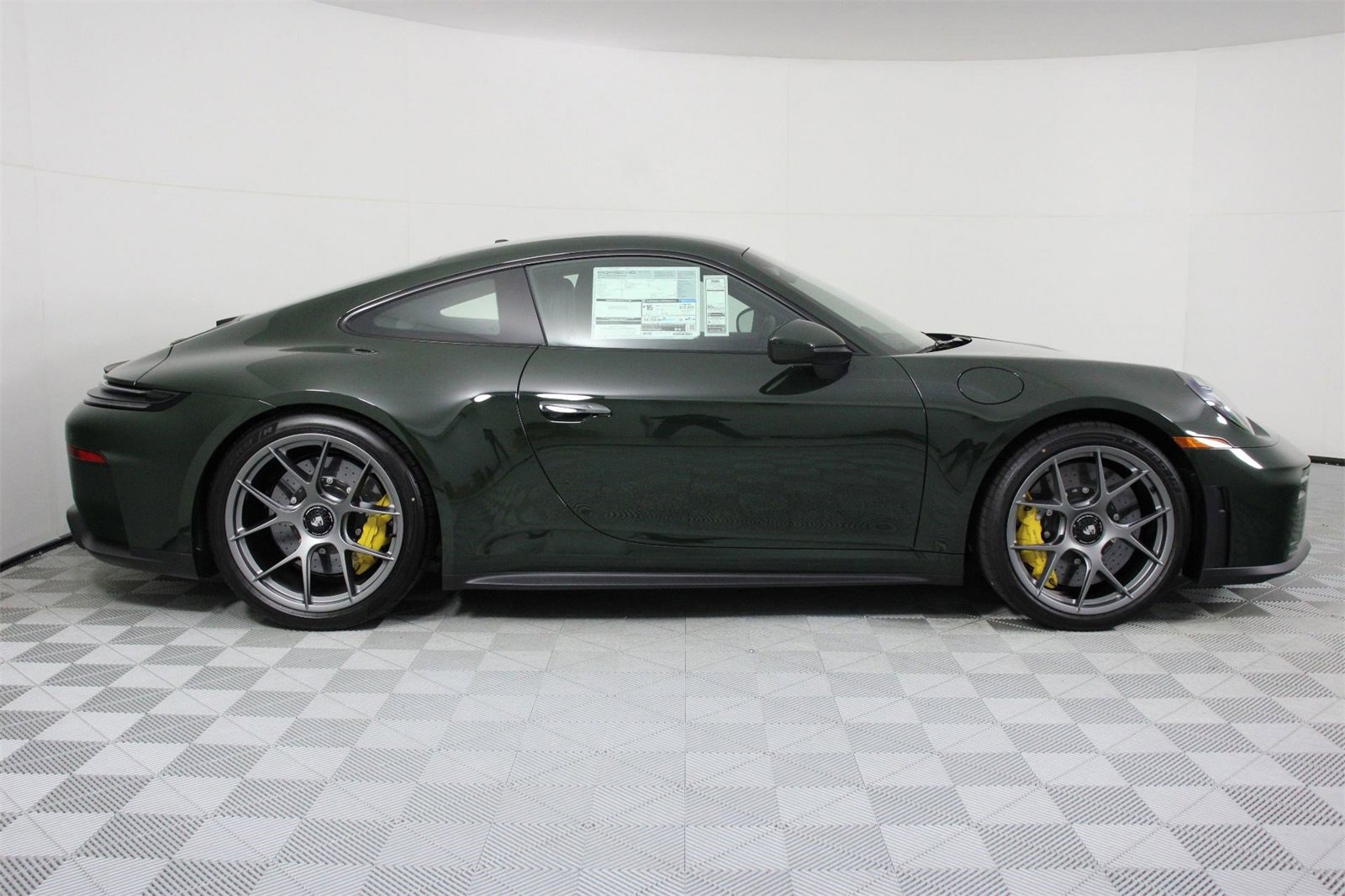 New 2026 Porsche 911 GT3 image 8