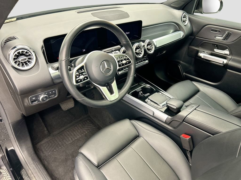 Used 2021 Mercedes-Benz GLB 250 4MATIC image 9