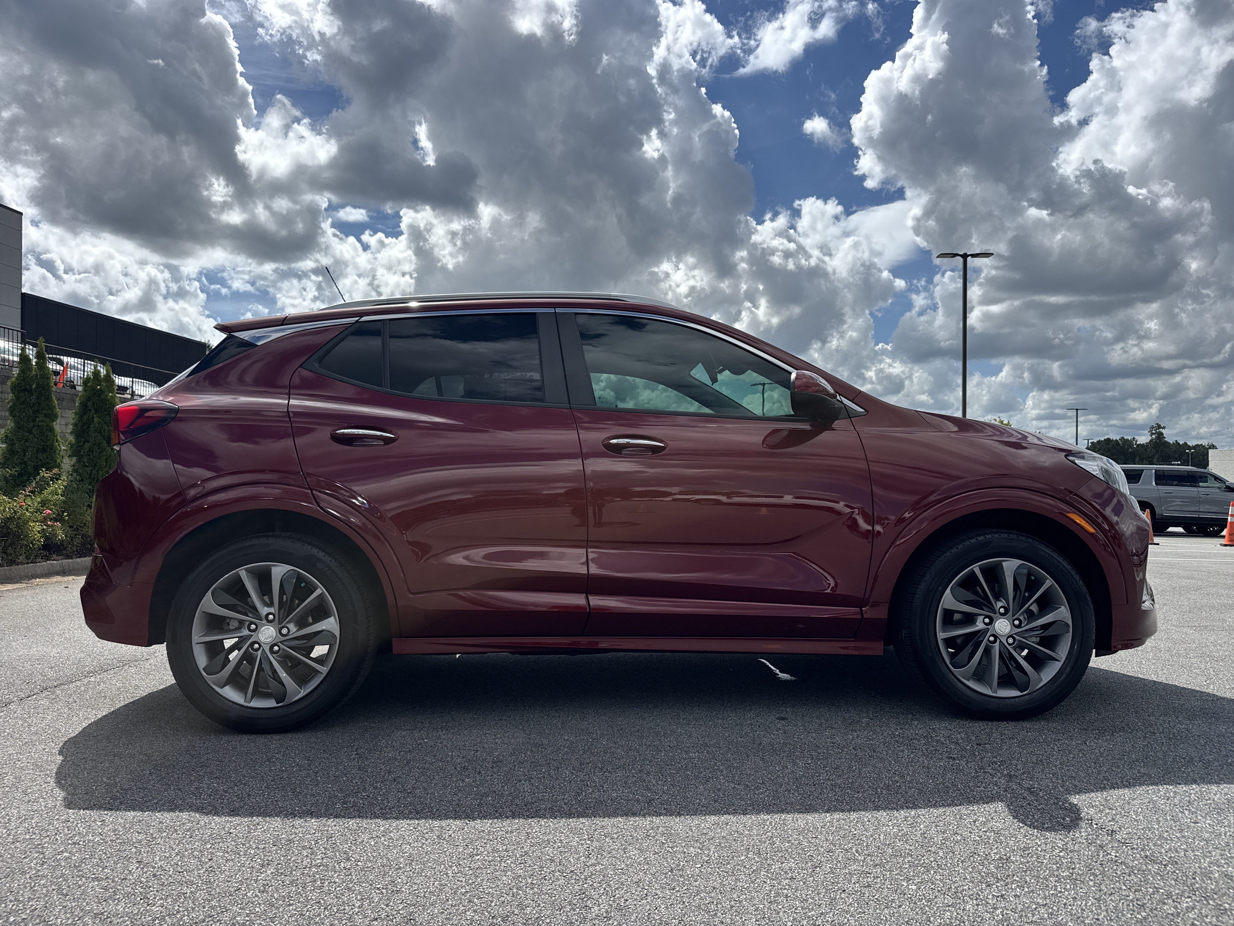 Used 2023 Buick Encore GX Select w/ Experience Buick Package FWD image 11